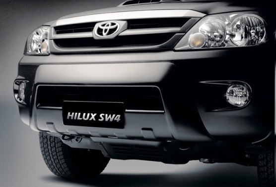 hillux toyota. New Toyota Hilux 2011.