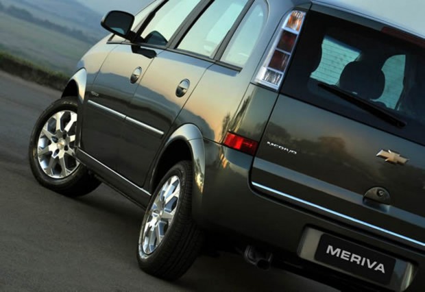 Chevrolet-Meriva-Premium-2011-02
