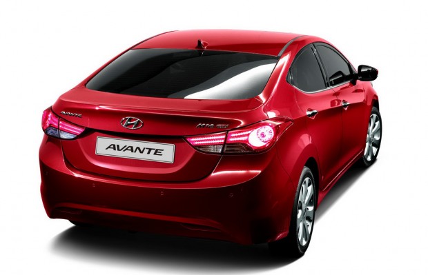 Hyundai-Elantra-Avante-2011 6