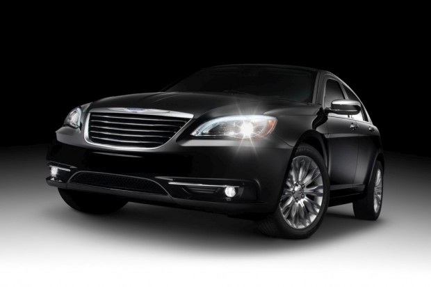 Chrysler-200-2011-00