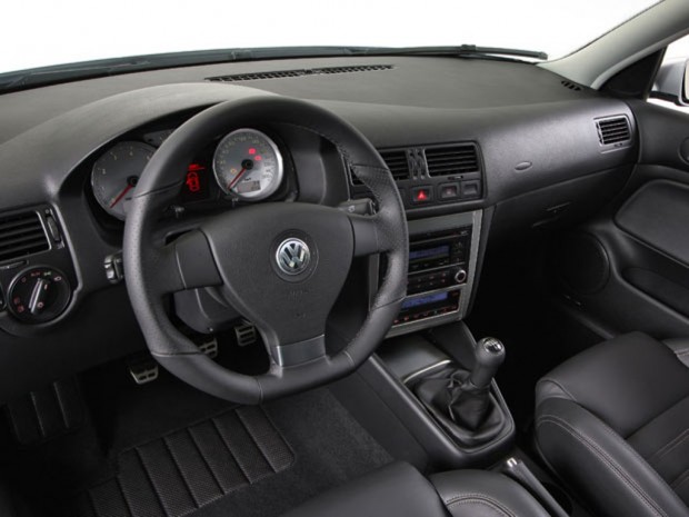 Volkswagen-Golf-Limited-Edition-02