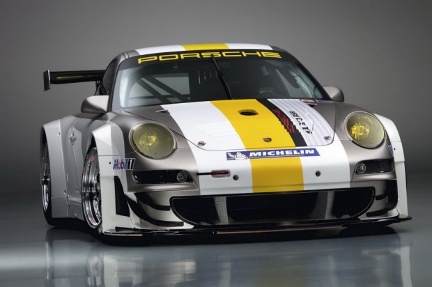 Porsche 911 GT3 RSR Endurance Racer 01