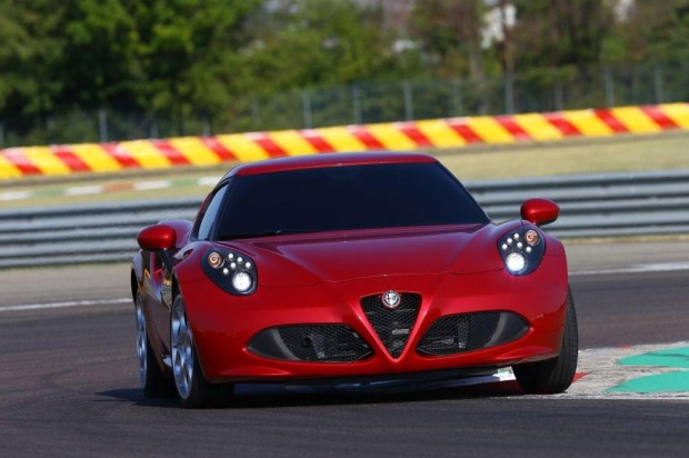 Alfa-Romeo-4C-1